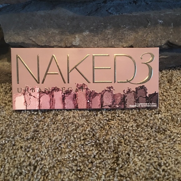 Urban Decay Naked 3 Palette - Picture 2 of 4